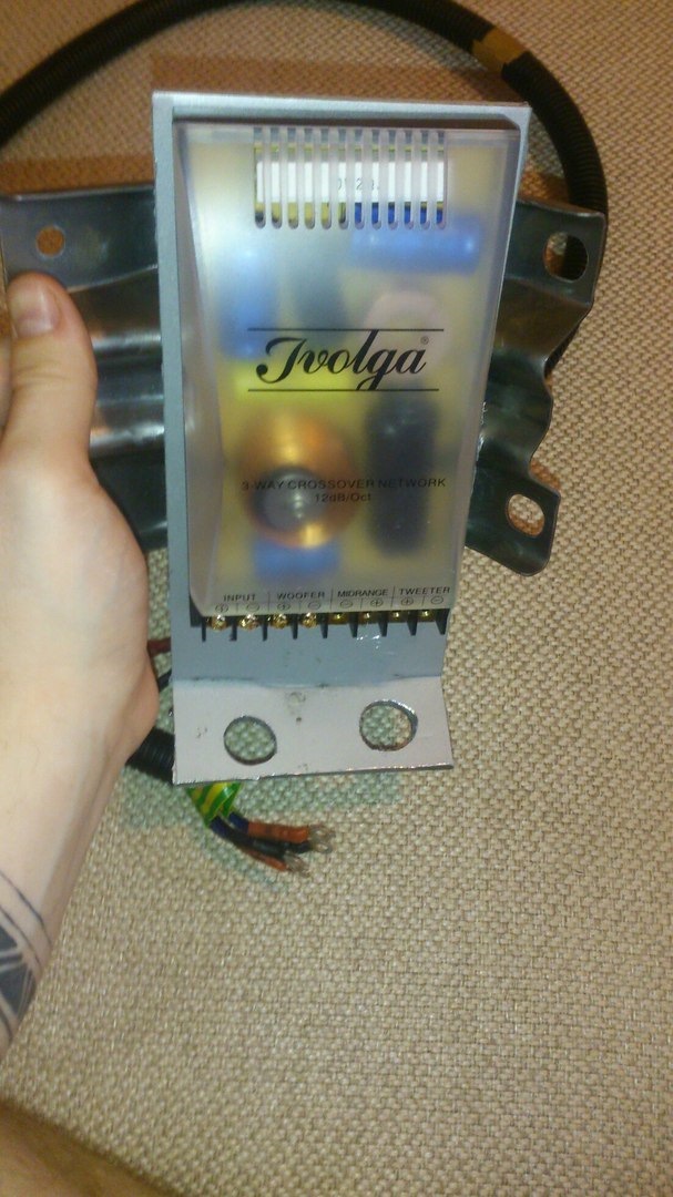 Прячу кроссовер Ivolga SB-6.3 под панель Киа Рио 3. — KIA Rio (3G), 1,6 ...