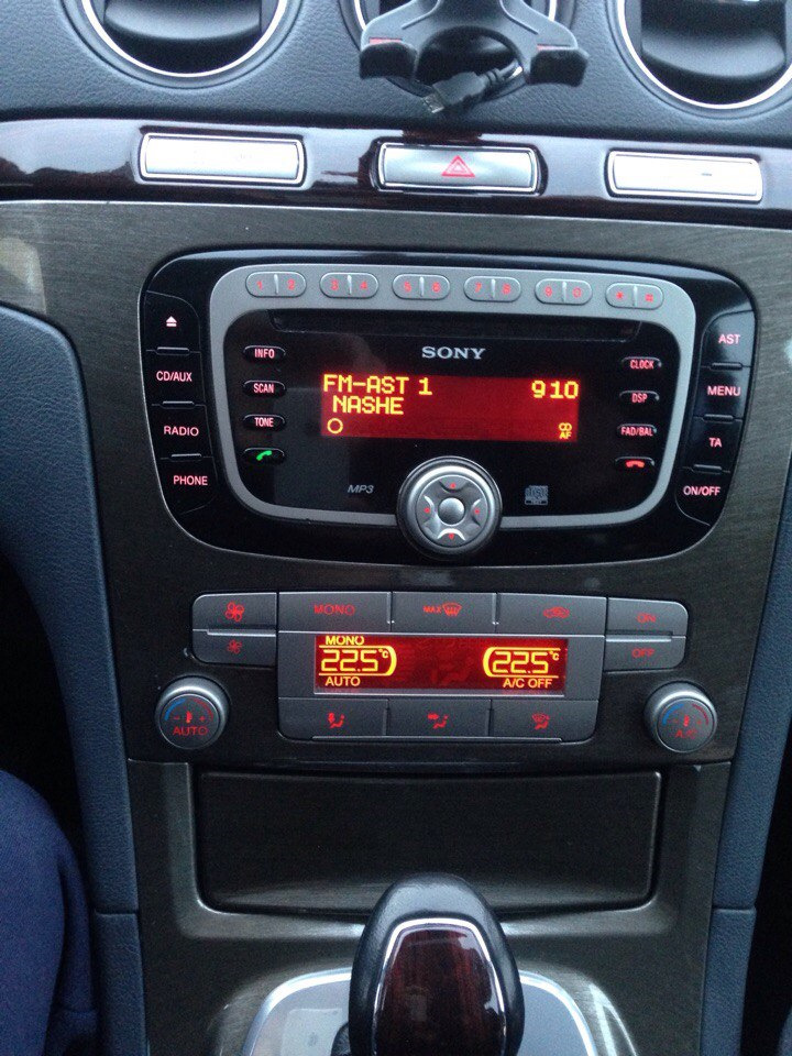 Фото в бортжурнале Ford S-Max (1G)