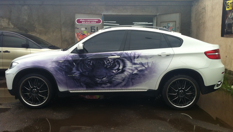 BMW x6 Vinyl