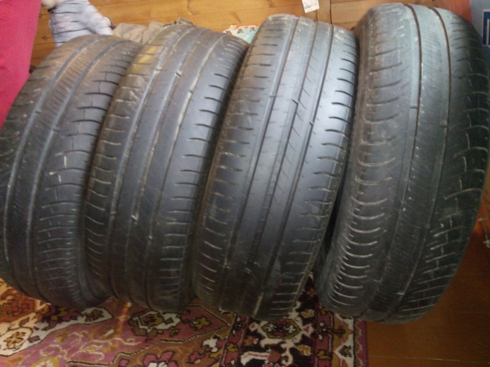 И снова шины Мишлен 195/60/16 — Renault Laguna III, 1,5 л, 2008 года ...
