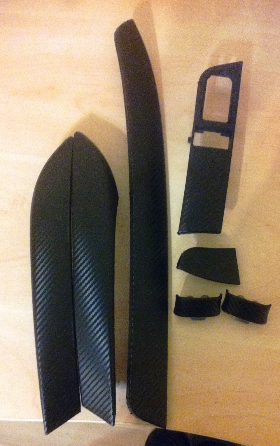 Обтяжка пленкой 3D карбон — Chevrolet Aveo Sedan (1G), 1,5 л, 2007 года ...