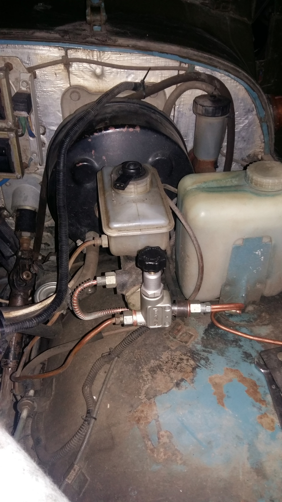 Регулятор тормозов — УАЗ 469, 3 л, 1995 года | аксессуары | DRIVE2