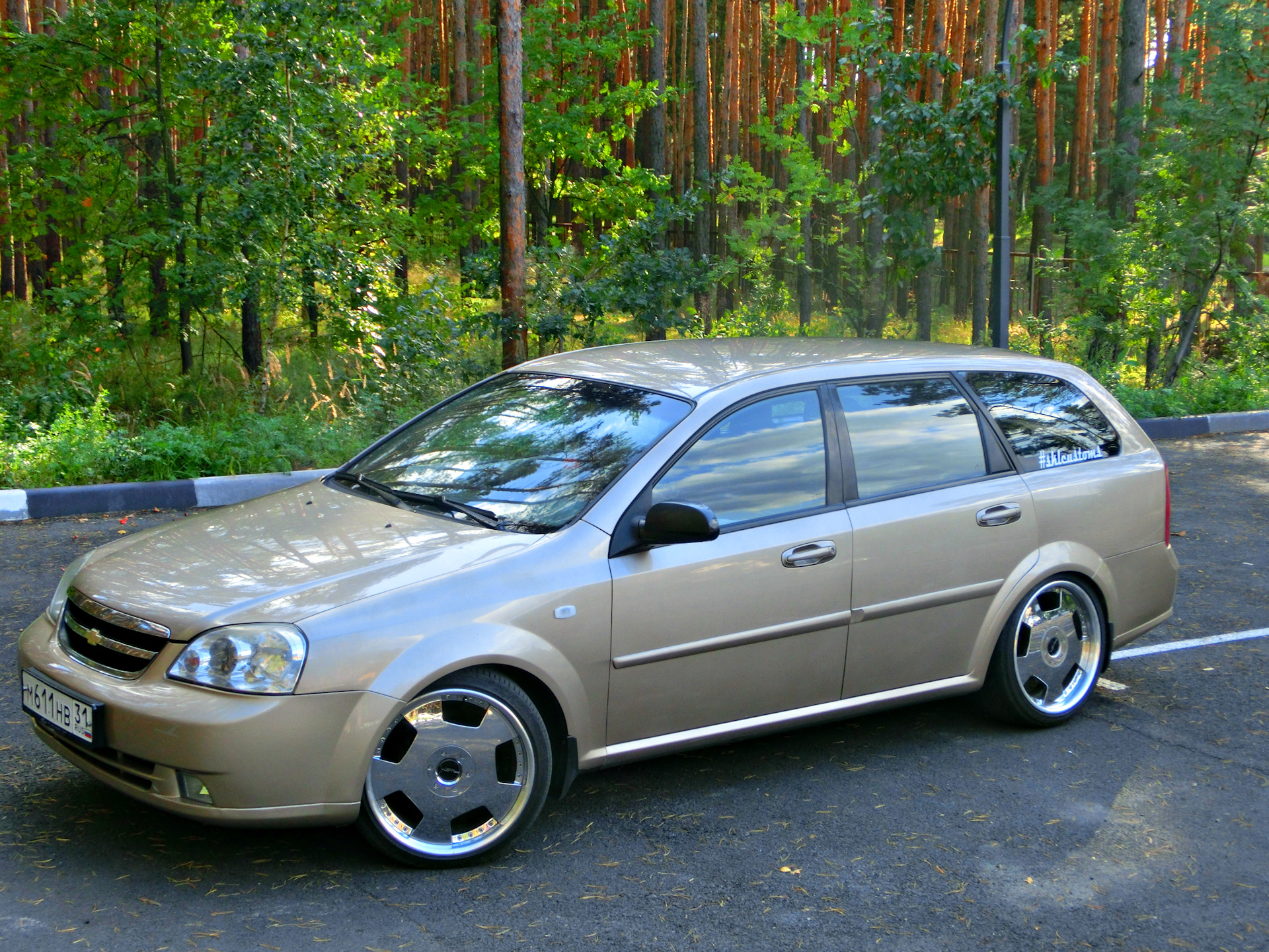 Chevrolet Lacetti красная универсал диски