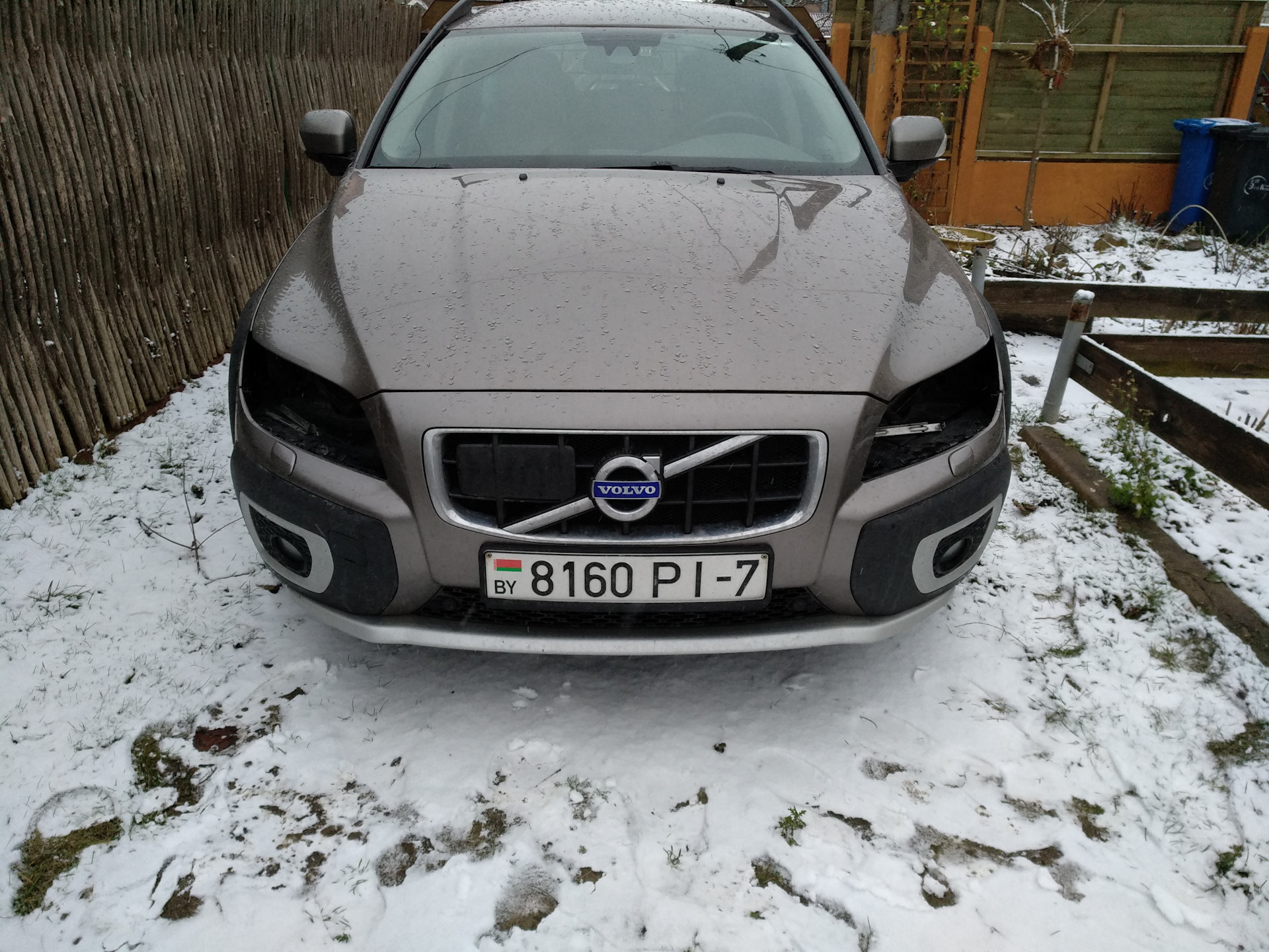 31.12.2017 — Помыл, бл#@ть, фары — Volvo XC70 III, 2,4 л, 2010 года |  своими руками | DRIVE2