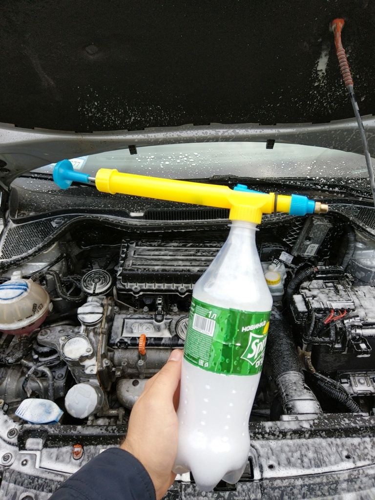 Чем помыть двигатель автомобиля в домашних