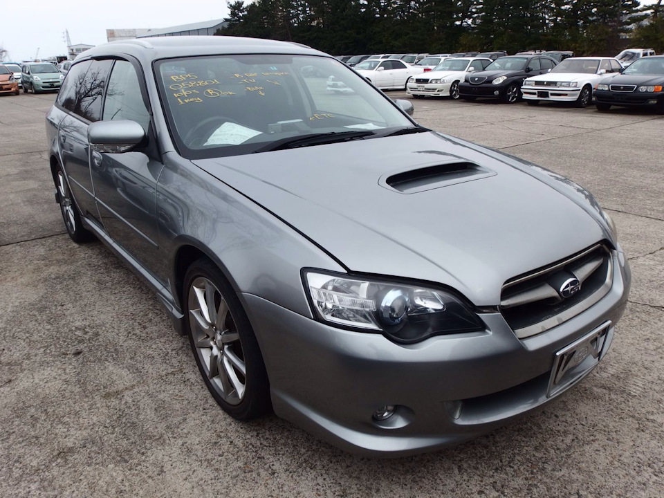 Subaru legacy spec b отличие