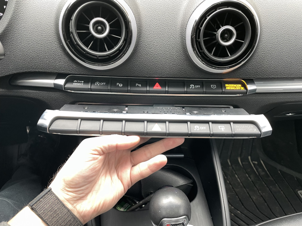 Photo from the logbook Audi A3 Sedan (8V)