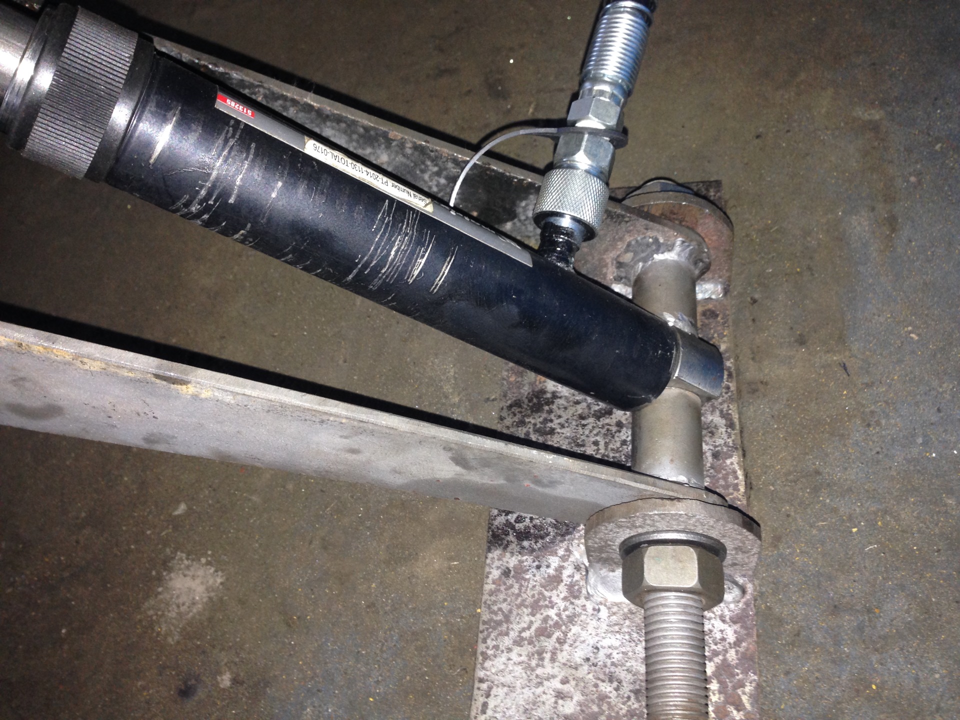 Гидроцилиндр своими руками из трубы