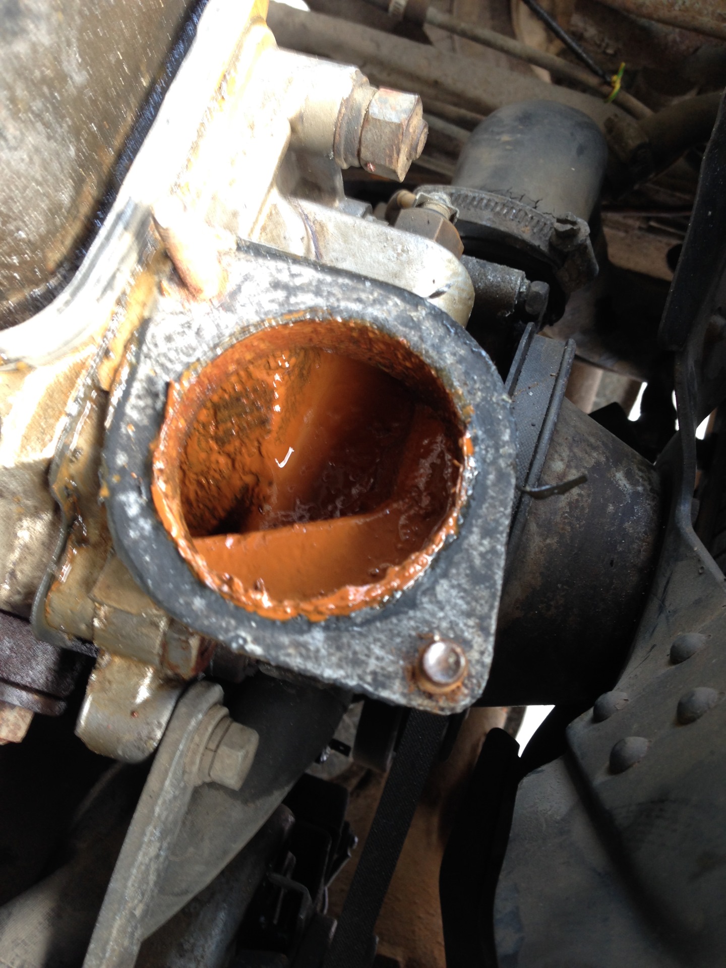 01.1 Промывка сисемы охлаждения и замена термостата — УАЗ 3962, 2,4 л ...