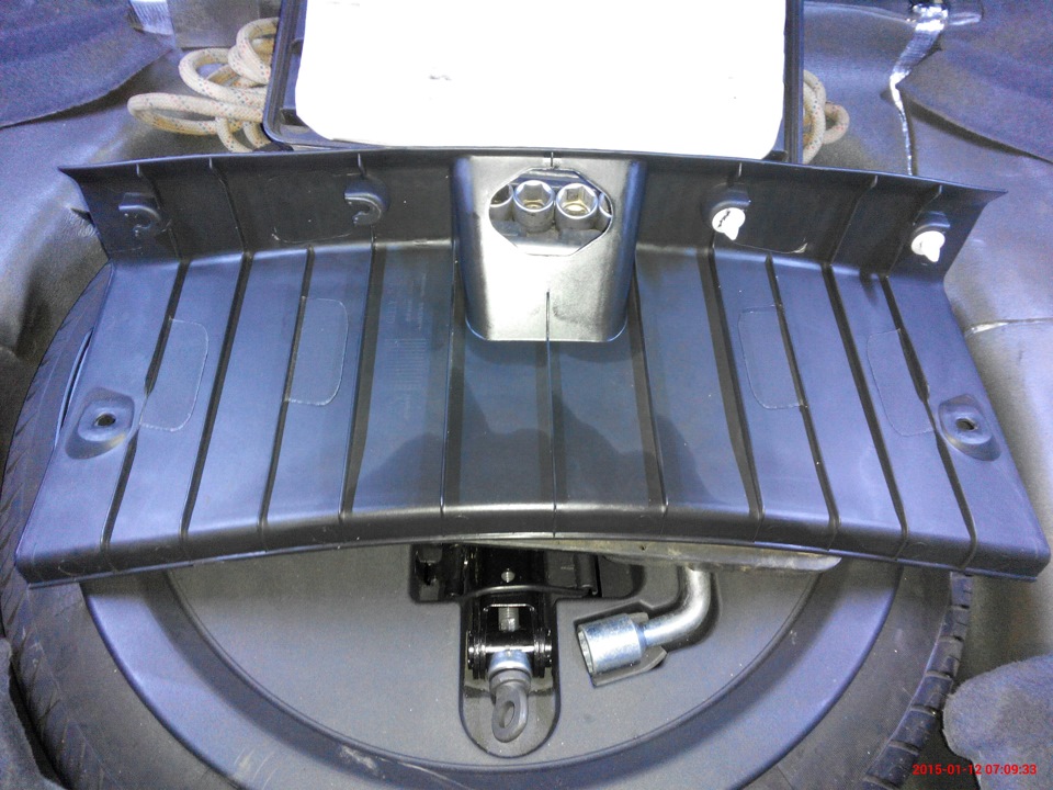 установка прицепного устройства — Geely Emgrand EC7 RV, 1,8 л, 2013 ...