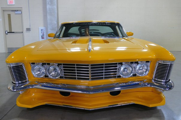 Buick Riviera 1965 Headlights