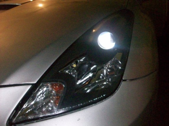 paint the headlights - Toyota Celica 18 l 2001