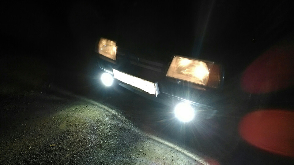 Замена лампочек в габаритах и в подсветке номера — LADA 21099, 1,5 л ...