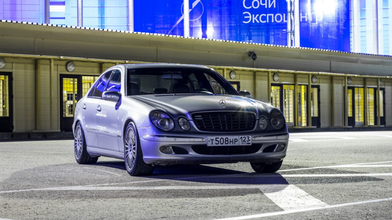 Mercedes-Benz E-class (W211) 3.2 бензиновый 2004 | E320 задний привод. на  DRIVE2