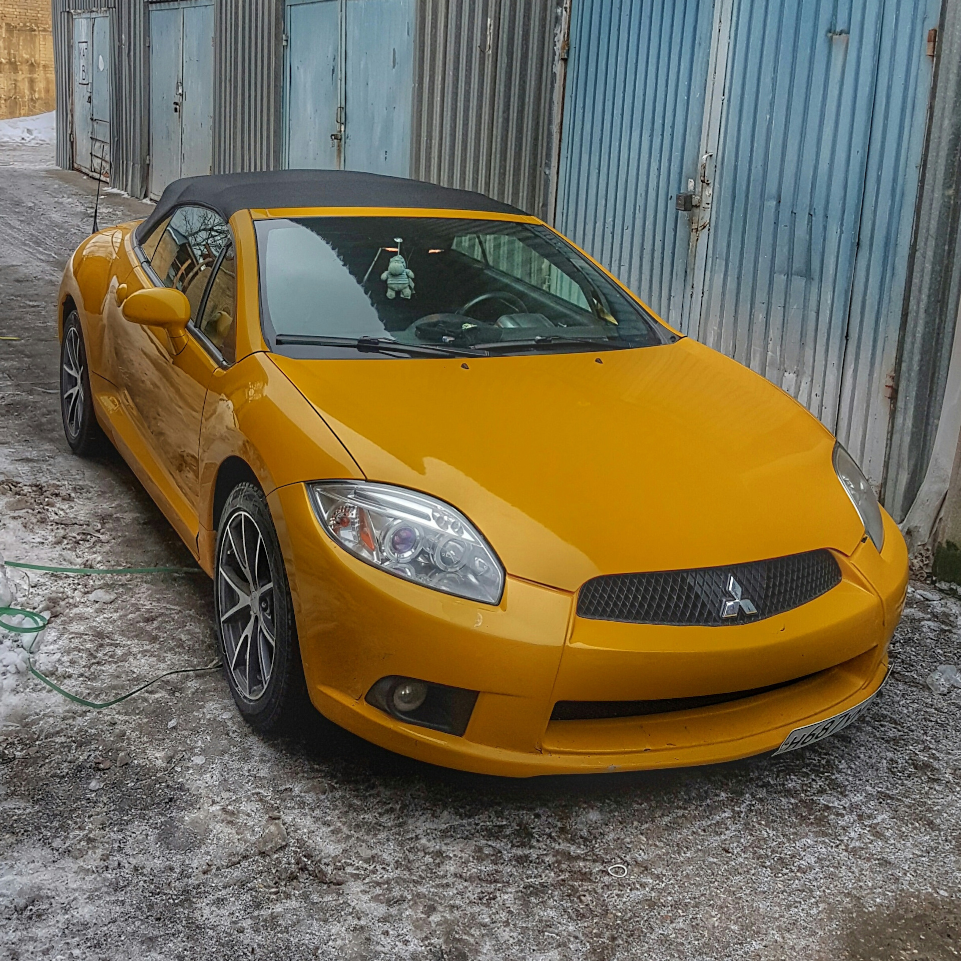 Желтое поколение. Mitsubishi Eclipse 4g.