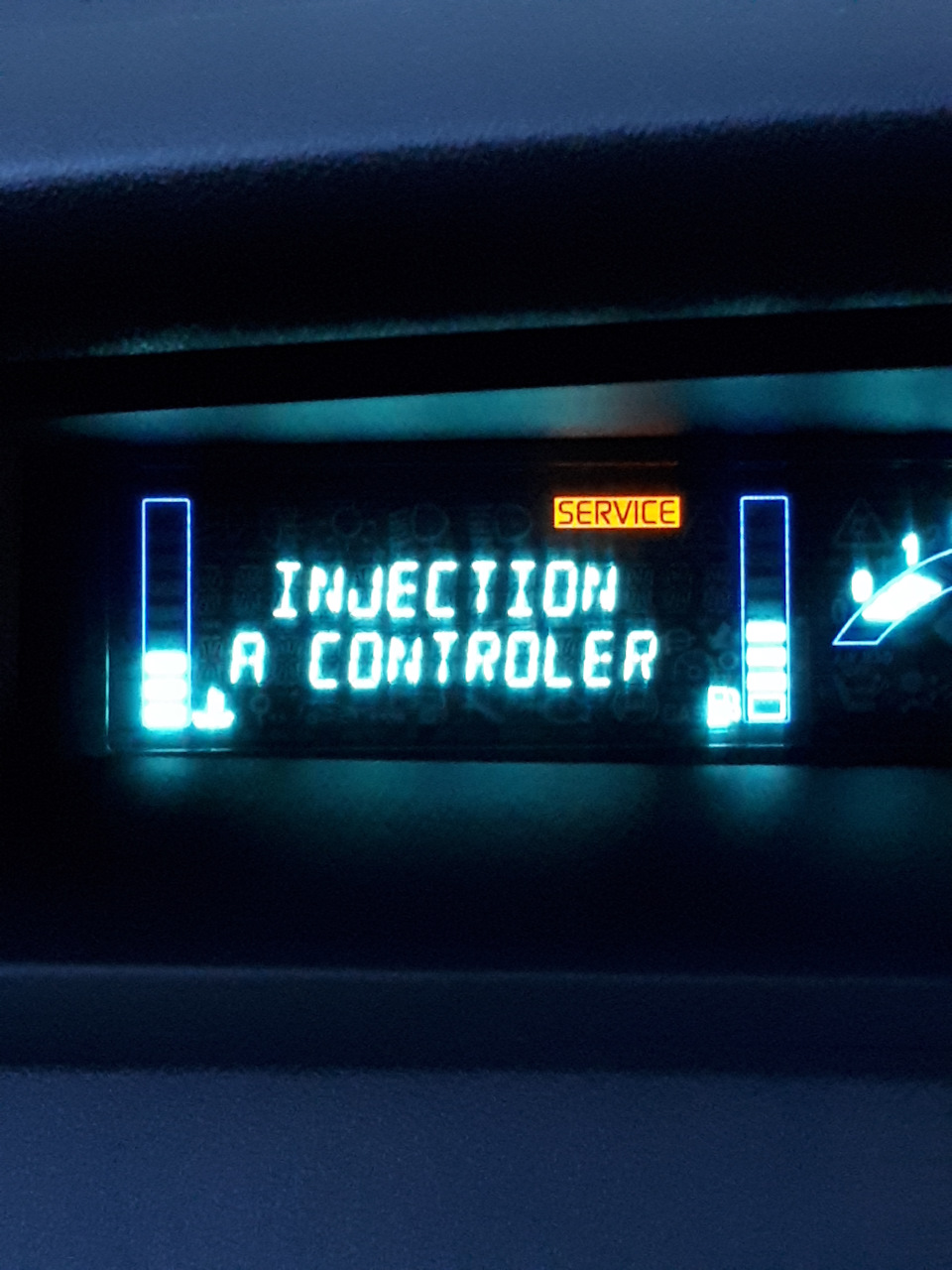 Свист дым из под капота и отключенный датчик. — DRIVE2