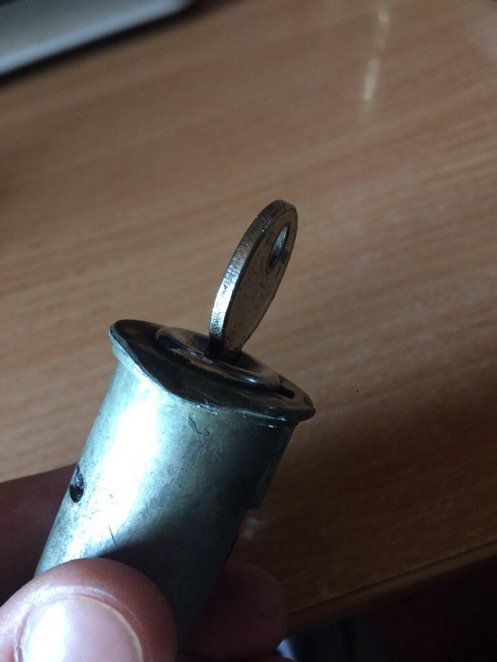 Поменял замок зажигания, но выехать снова не удалось — BMW 5 series ...