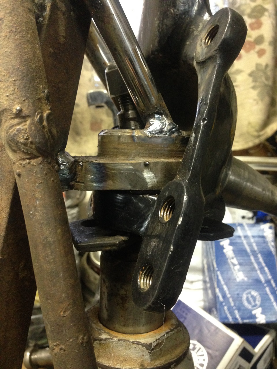 Перепрессовка нижних шаровых — Mercedes-Benz S-Class (W126), 1983 года ...