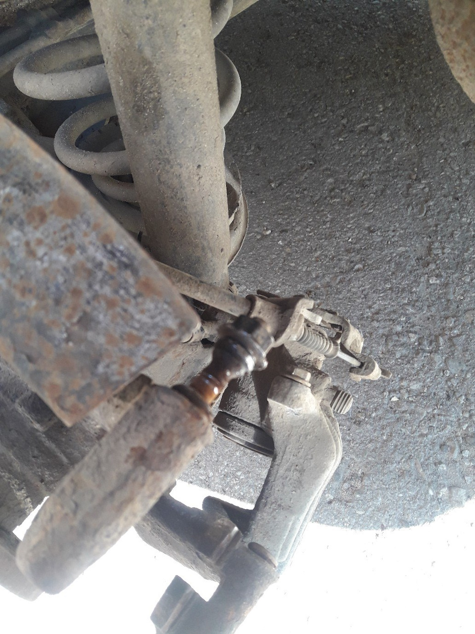 ТОрмозная эпопея… — Volkswagen Passat B5, 1,8 л, 2001 года | своими ...