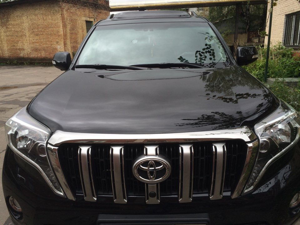 Люк прадо 150. Прадо 120 с люком комплектация. Люк прадо 150. Люк прадо 120 украина. Ленд крузер 200 с панорамной крышей.