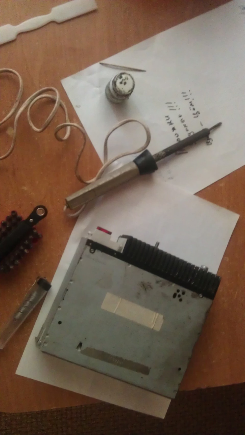 Для тех у кого пропадает звук при езде — BMW 5 series (E39), 3,5 л ...