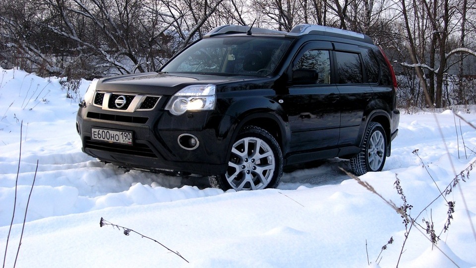 Купить б/у Nissan X-Trail II Рестайлинг 2.0 MT (141 л.с.) 4WD бензин механика в