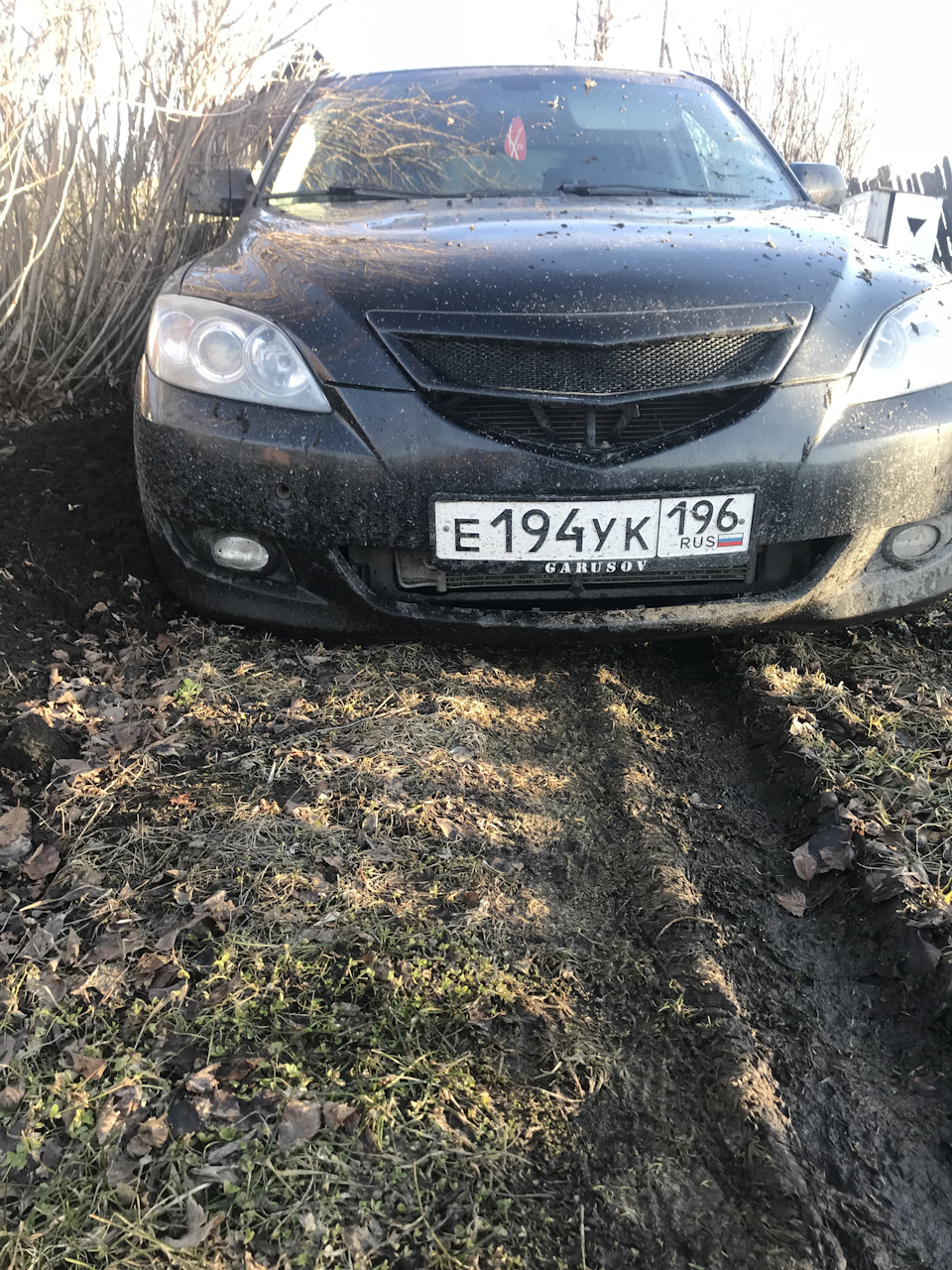 mazda в канаве mazda в канаве