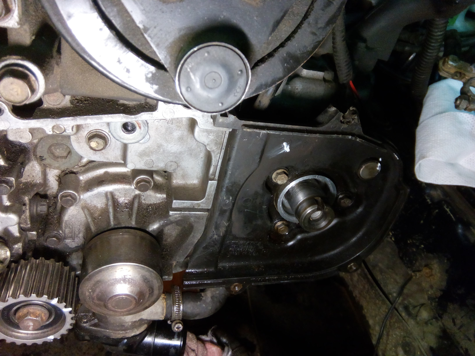 Выдавило сальники распредвалов tu5jp4. Выдавило сальник распредвала. Сальник распредвала субару импреза 1. Сальник распредвала субару форестер. Сальник распредвала субару импреза ej15.