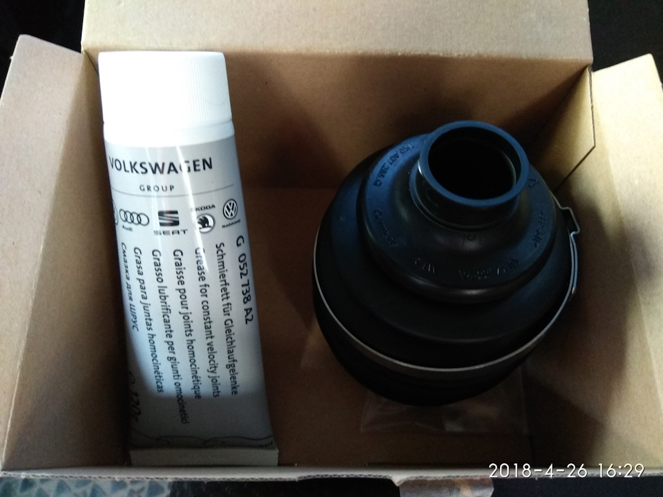 Замена пыльника на внешнем шрусе — Volkswagen Passat B6, 1,6 л, 2008 ...