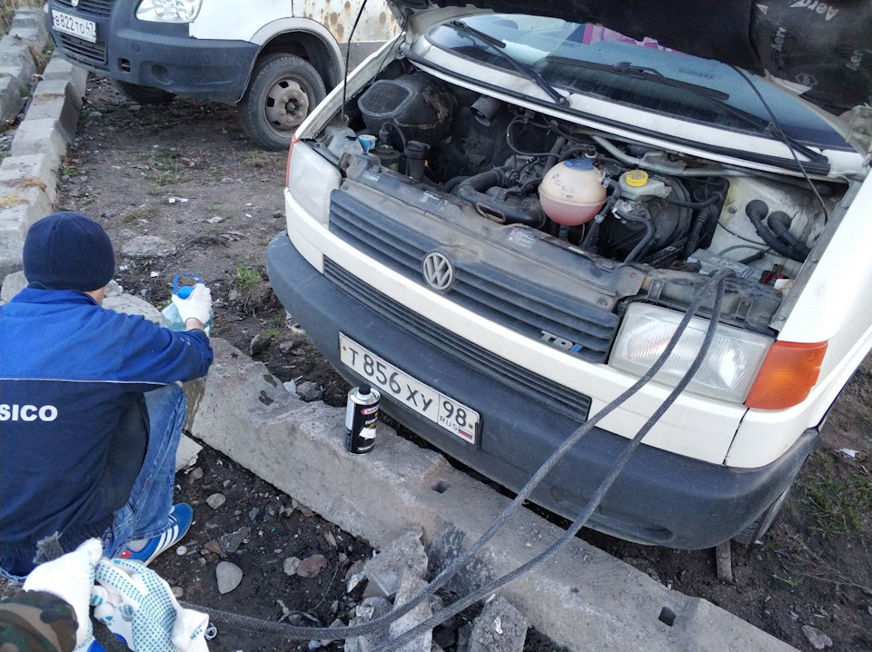 Промывка Винсом — Volkswagen Transporter T4, 2,5 л, 2002 года | своими ...