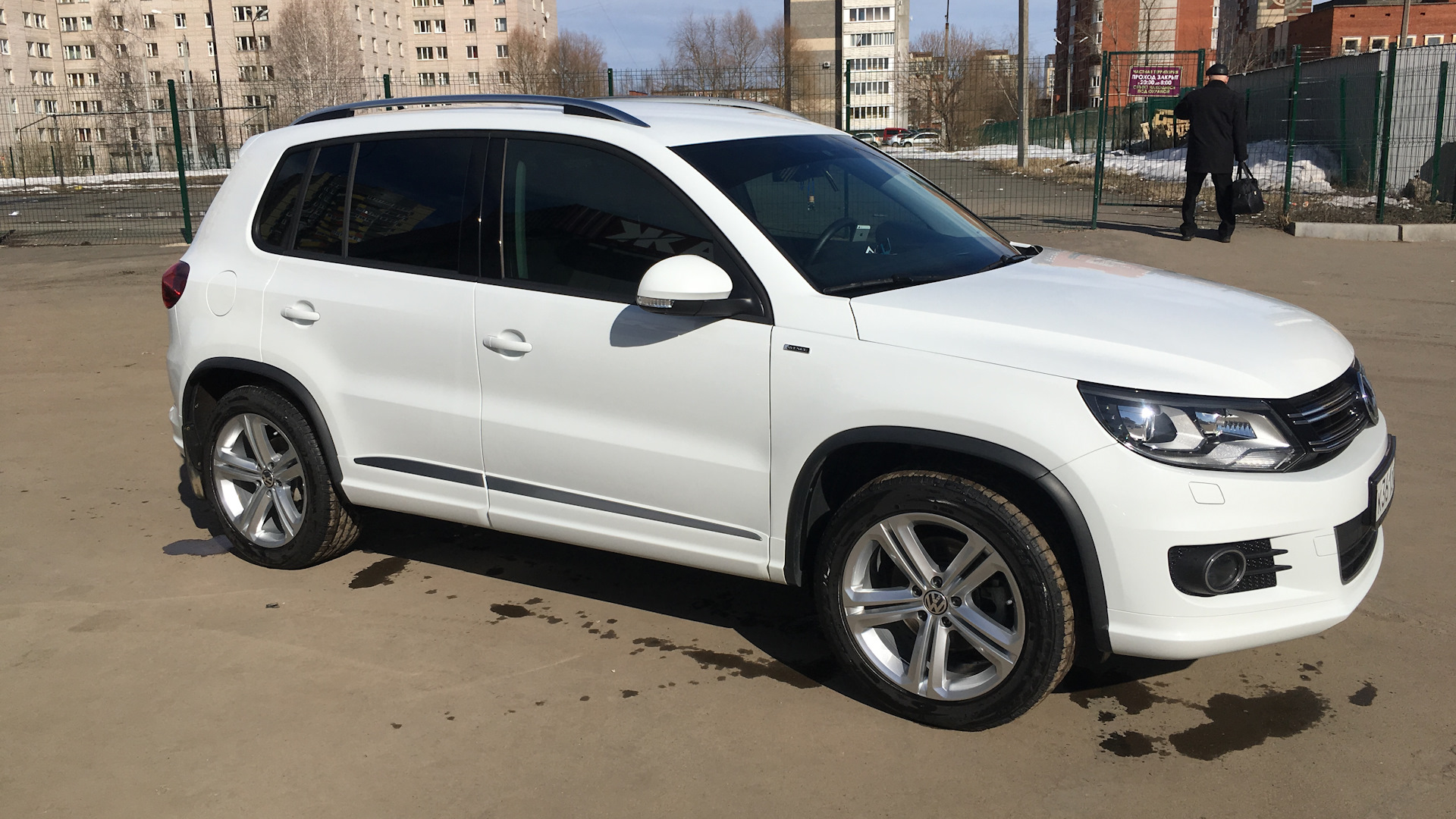 Volkswagen Tiguan (1G) 2.0 бензиновый 2016 | 2.0Turbo Тишка на DRIVE2