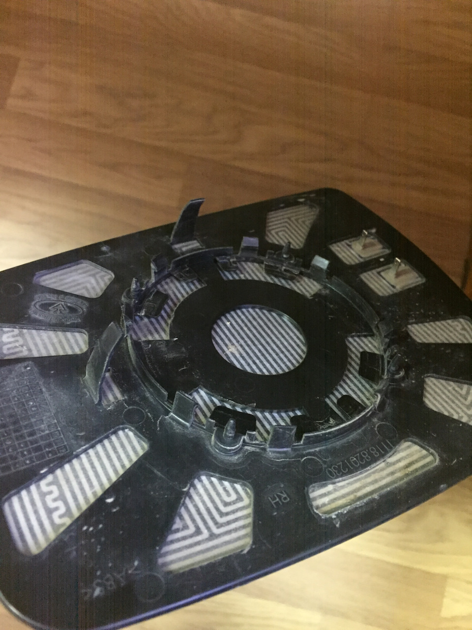 Разбил боковое зеркало — Lada Гранта, 1,6 л, 2012 года | своими руками ...