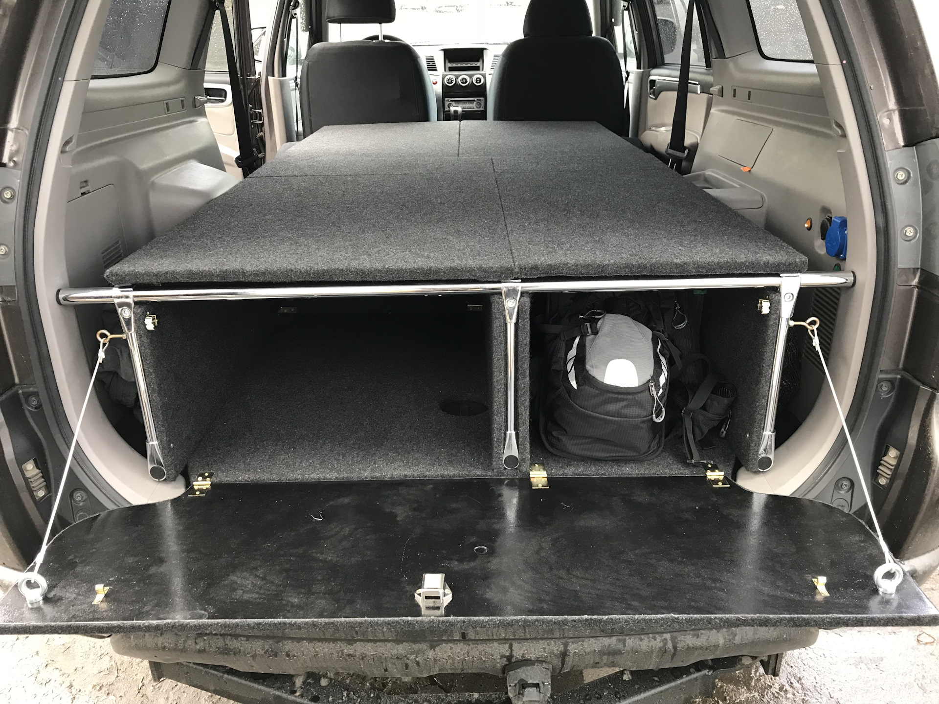 Органайзер спальник в багажник шевроле нива. Спальник в багажник lexus lx570. Surf 130 салон багажник. Спальник органайзер в багажник. Спальник органайзер в паджеро-спорт 2.