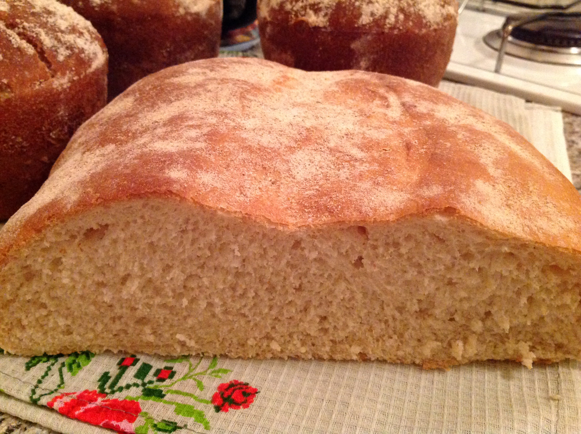 Белый хлеб на сухих дрожжах. Ришар Бертине. Заварной хлеб белый. Старейший вид белого хлеба в России. Бертине Ришар "свой хлеб".