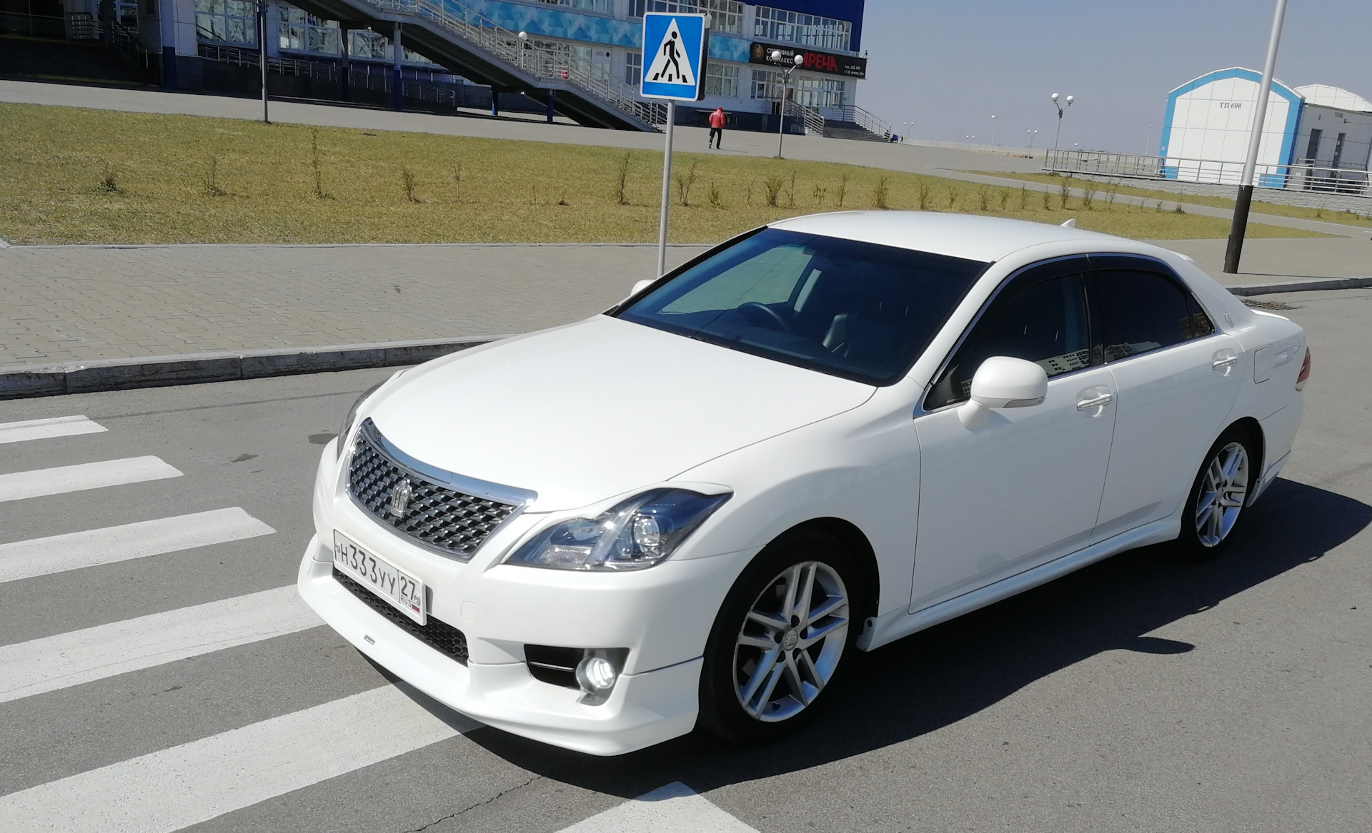 Краун 200. Тойота Кроун белая s200. Toyota Crown 2005 2.5. Toyota Crown 2006 White. Тойота Атлет 2007 белый.