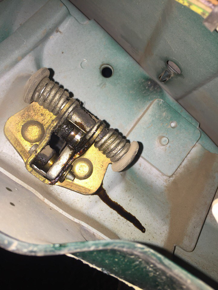 Скрипы в задней двери и тяжело закрывается. — Peugeot 307 SW, 2 л, 2004 ...