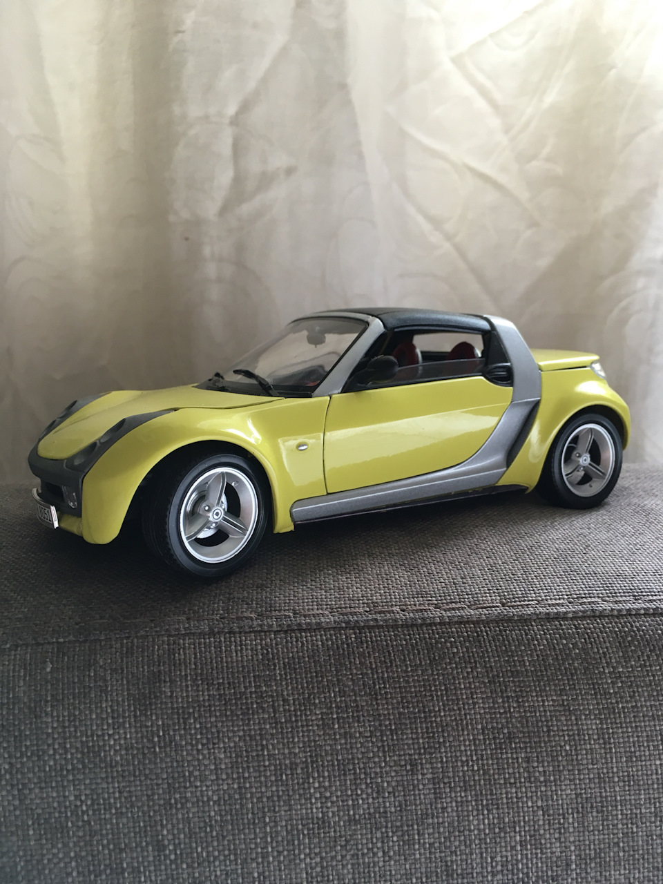 Smart roadster 2003 масштабная модель 1/18 — DRIVE2