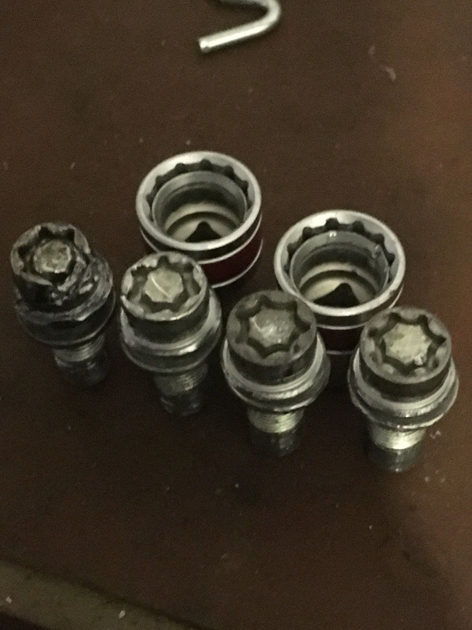 Утерян ключ от секретки. Заключение. — Skoda Octavia A5 Mk2, 2 л, 2013 ...