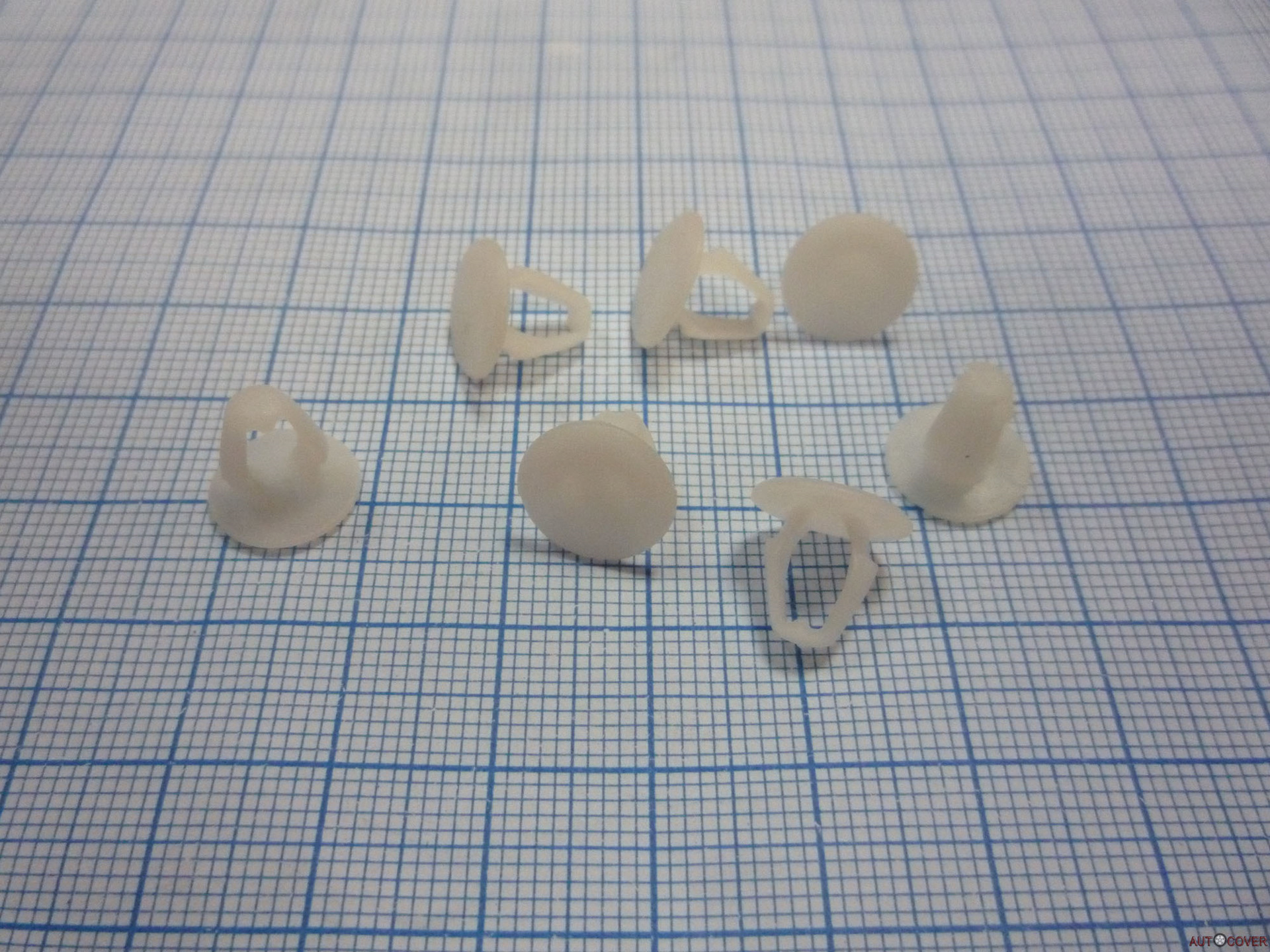 Клипсы для крепления накладок порогов. Клипсы для крепления накладок порогов. Клипсы для крепления накладок порогов. Туарег клипса молдинга порога. Клипса накладки порога w211.