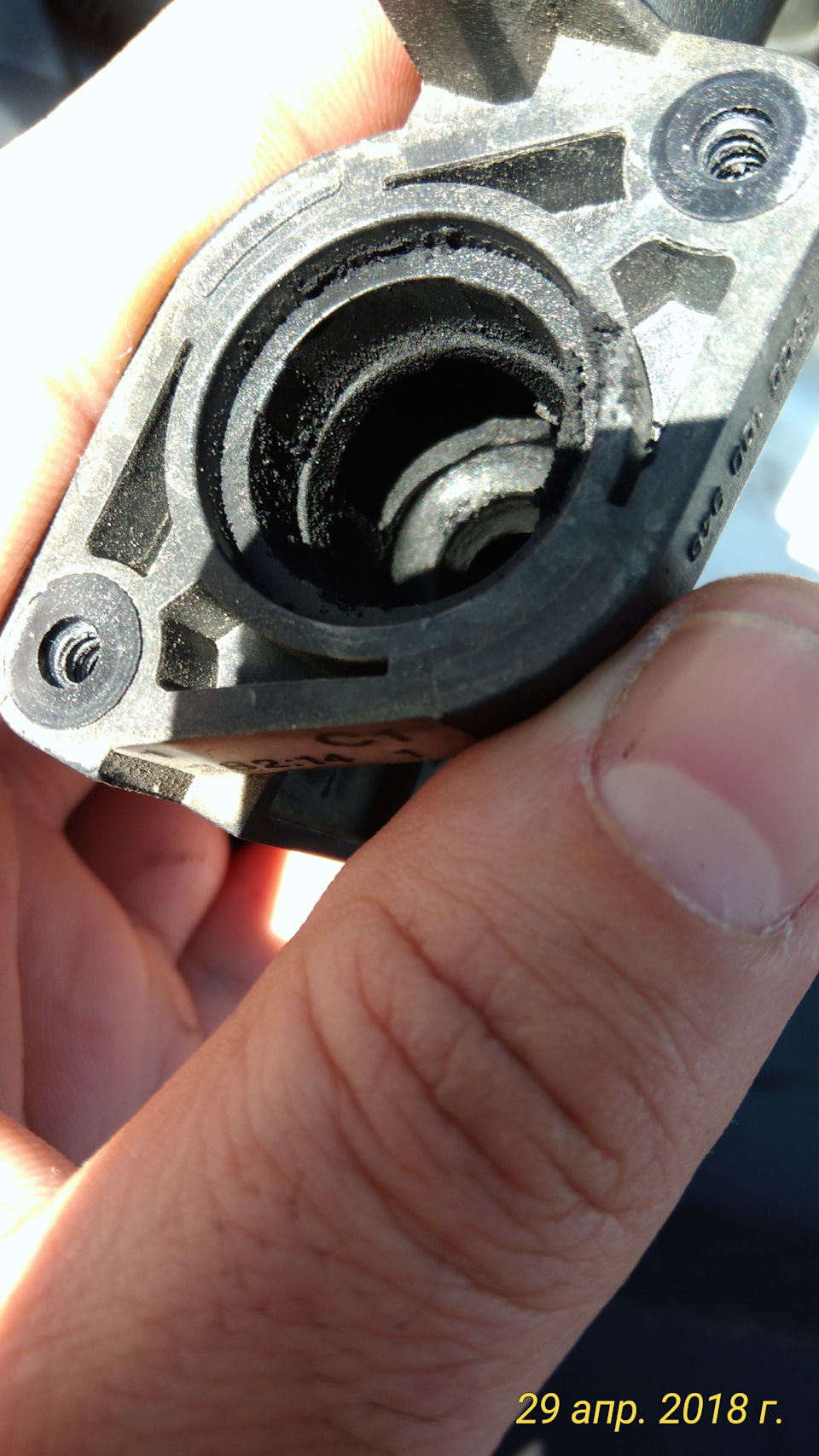 Корпус, в котором работает РХХ, до чистки — Nissan Almera V (G11/15)