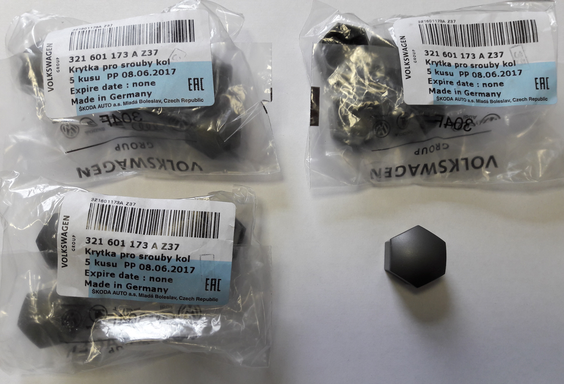 в уп. 171. блок-хаус 36х210х6000 сорт вс хвойные породы (2шт. колпачки vag 4f0 601 173. 37 173.