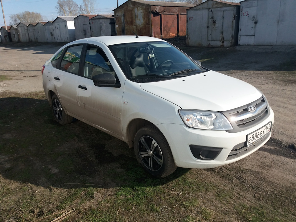 Переобулся, купил литье. Минус один пункт из хотелок))) — Lada Гранта ...