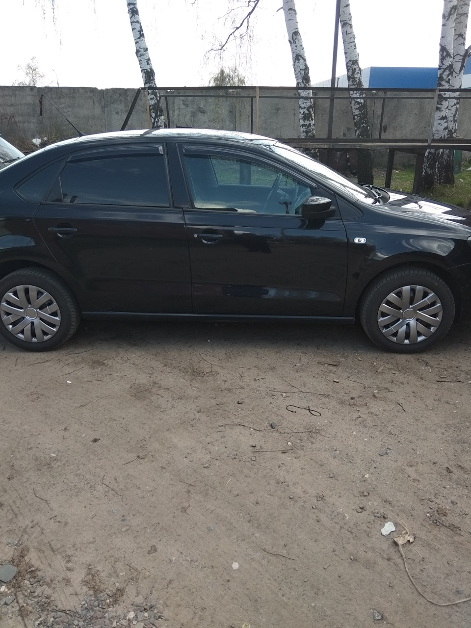 Колпаки — Volkswagen Polo Sedan, 1,6 л, 2012 года | колёсные диски | DRIVE2