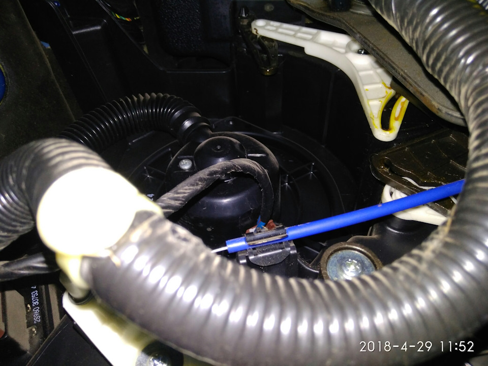 Как снять электромотор печки хонда шрв 2S96030753 Honda Запчасти на DRIVE2
