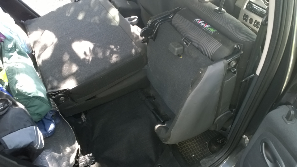 Фото в бортжурнале Renault Sandero 1G