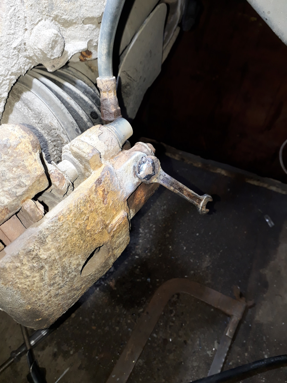 прокачка тормозов без сварки никуда( — DRIVE2