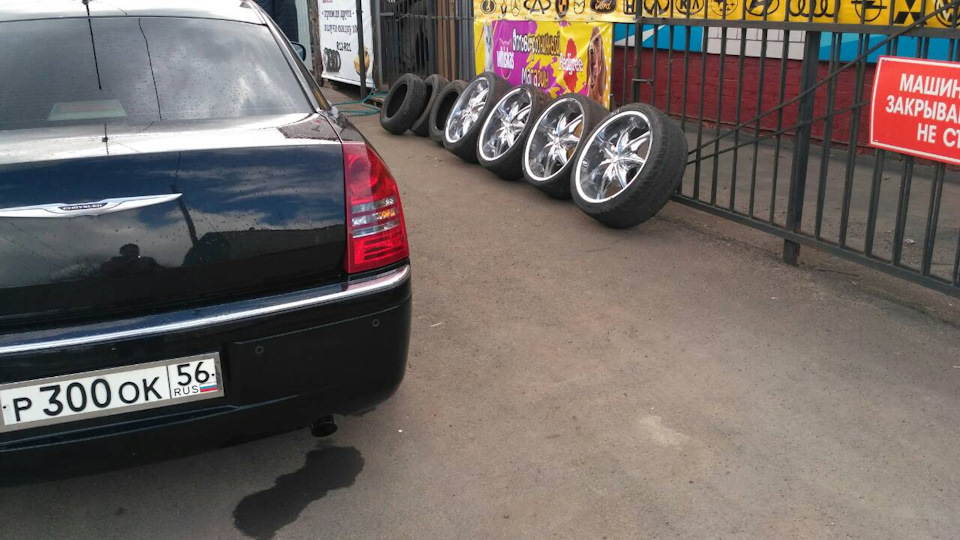 Реакция на крайслер — Chrysler 300 (300C) (1G), 3,5 л., 2006 года ...