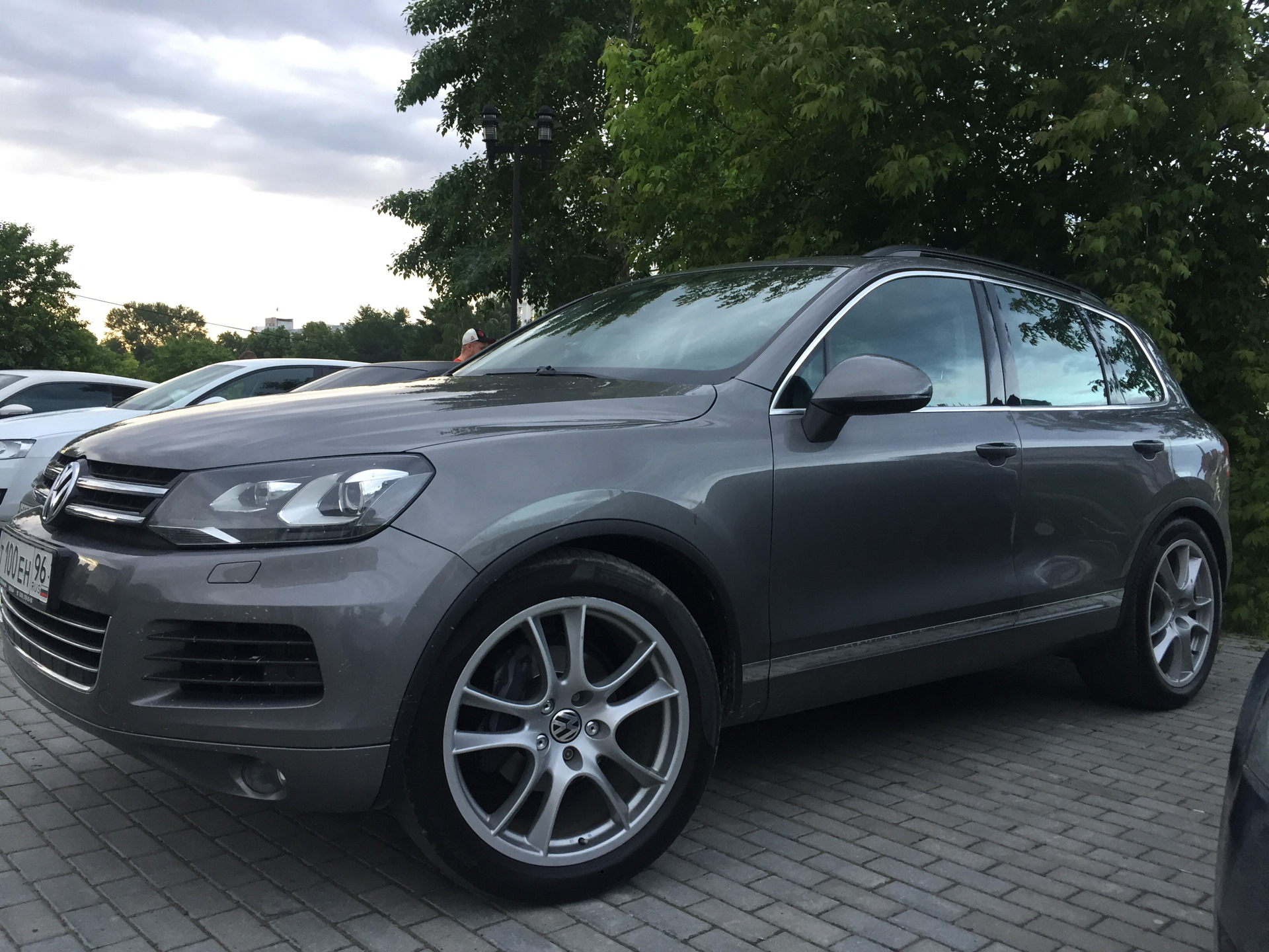 Литье туарег. VW Touareg r21. Touareg NF r21. Туарег NF r21. Туарег 2 r21.