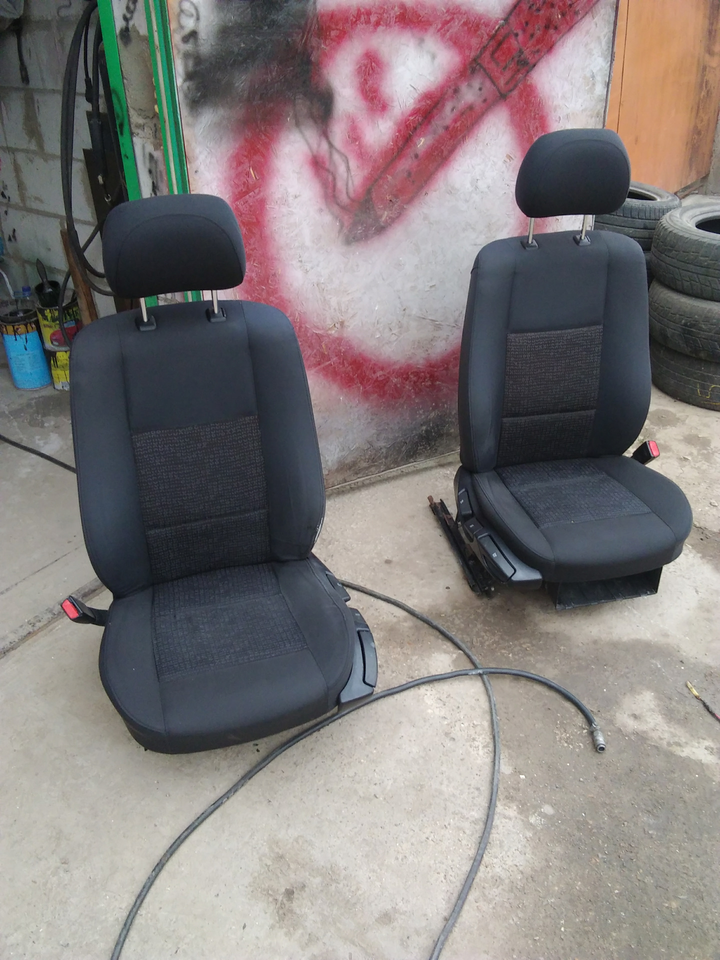 Сиденья от е46 в е36. — BMW 3 series (E36), 1,6 л, 1993 года ...