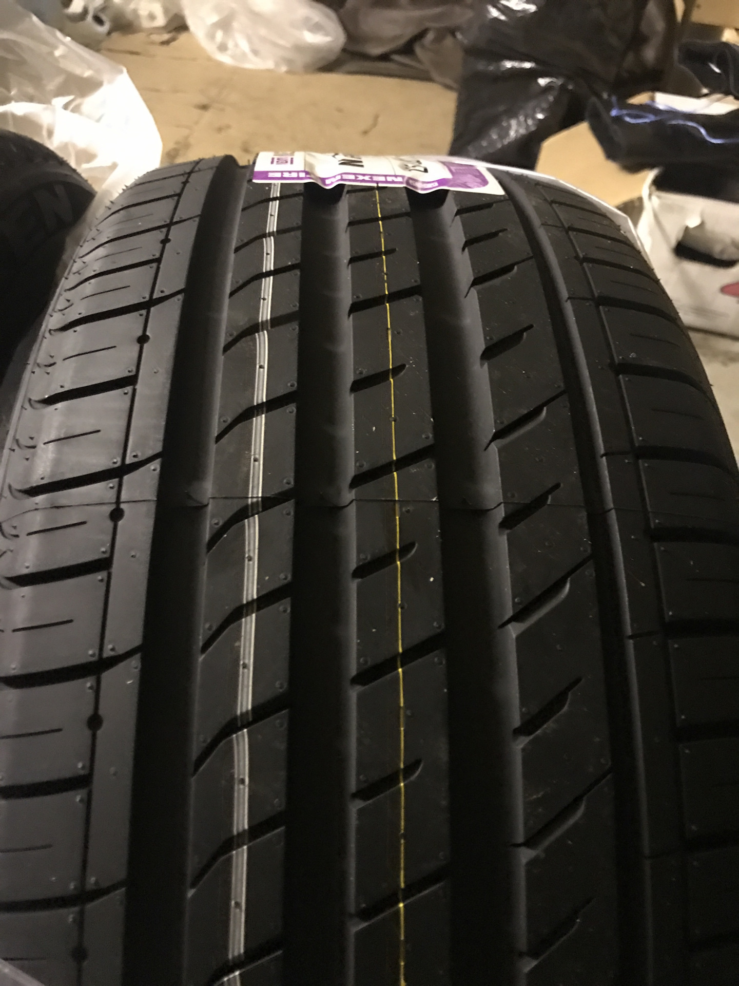 Nexen nfera su1 отзывы. Nexen n'Fera su1 235/40r19 96y. Летняя резина Nexen NFERA su1. Автомобильная шина Nexen n'Fera su1 235/40 r19 96y летняя. NFERA su1 TL.